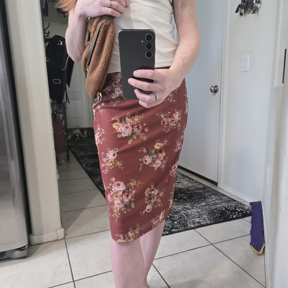 Shein XS Brown Floral Pencil Skirt Lined Midi Bodycon Office Wear Cottagecore